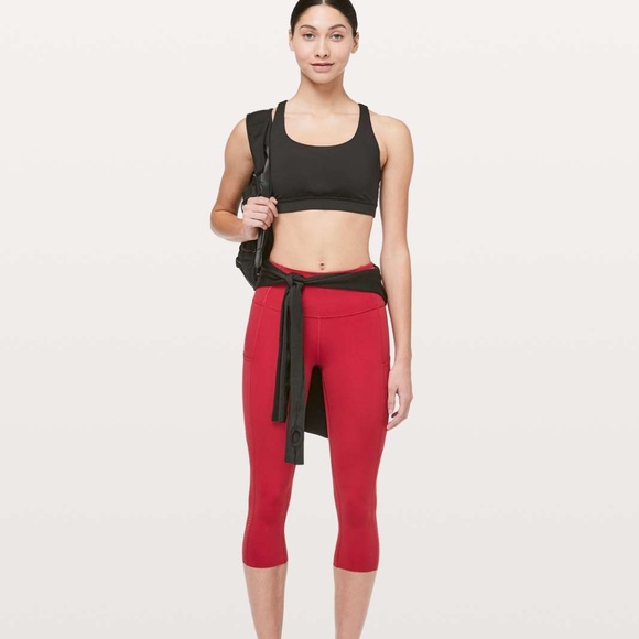Lululemon Dark Candy Apple Red Fast & Free Crop II *Nulux 19" - Picture 1 of 5